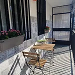 La Terraza De | At 公寓 *
